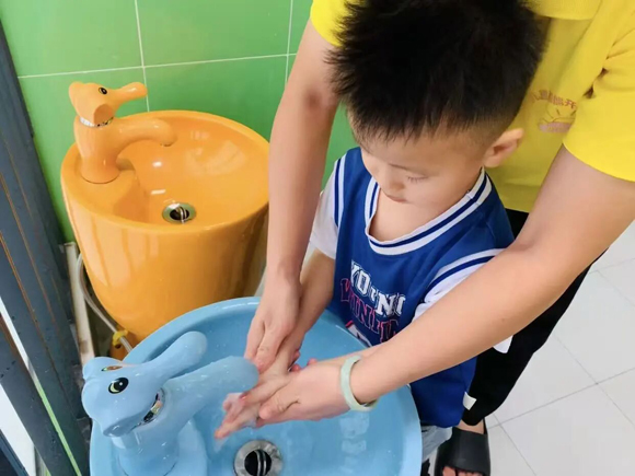 以“手”传递爱 · 教师节快乐!(图6) 以“手”传递爱 · 教师节快乐!(图6)